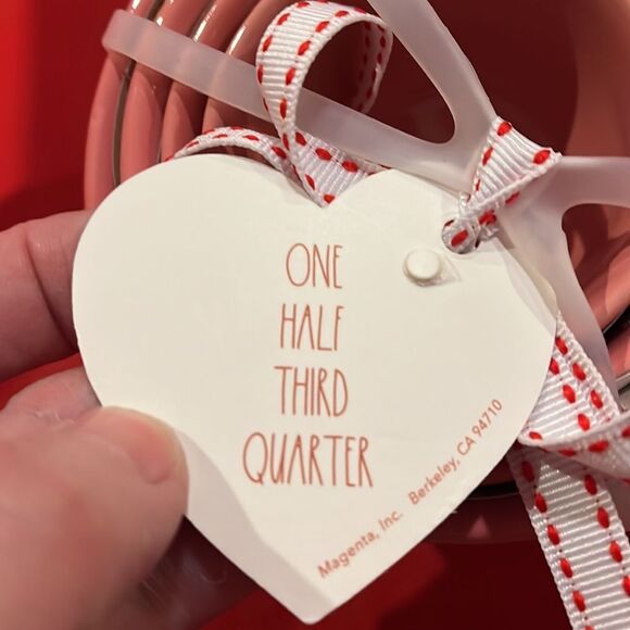 NWT Rae Dunn measuring cups - Picture 3 of 3